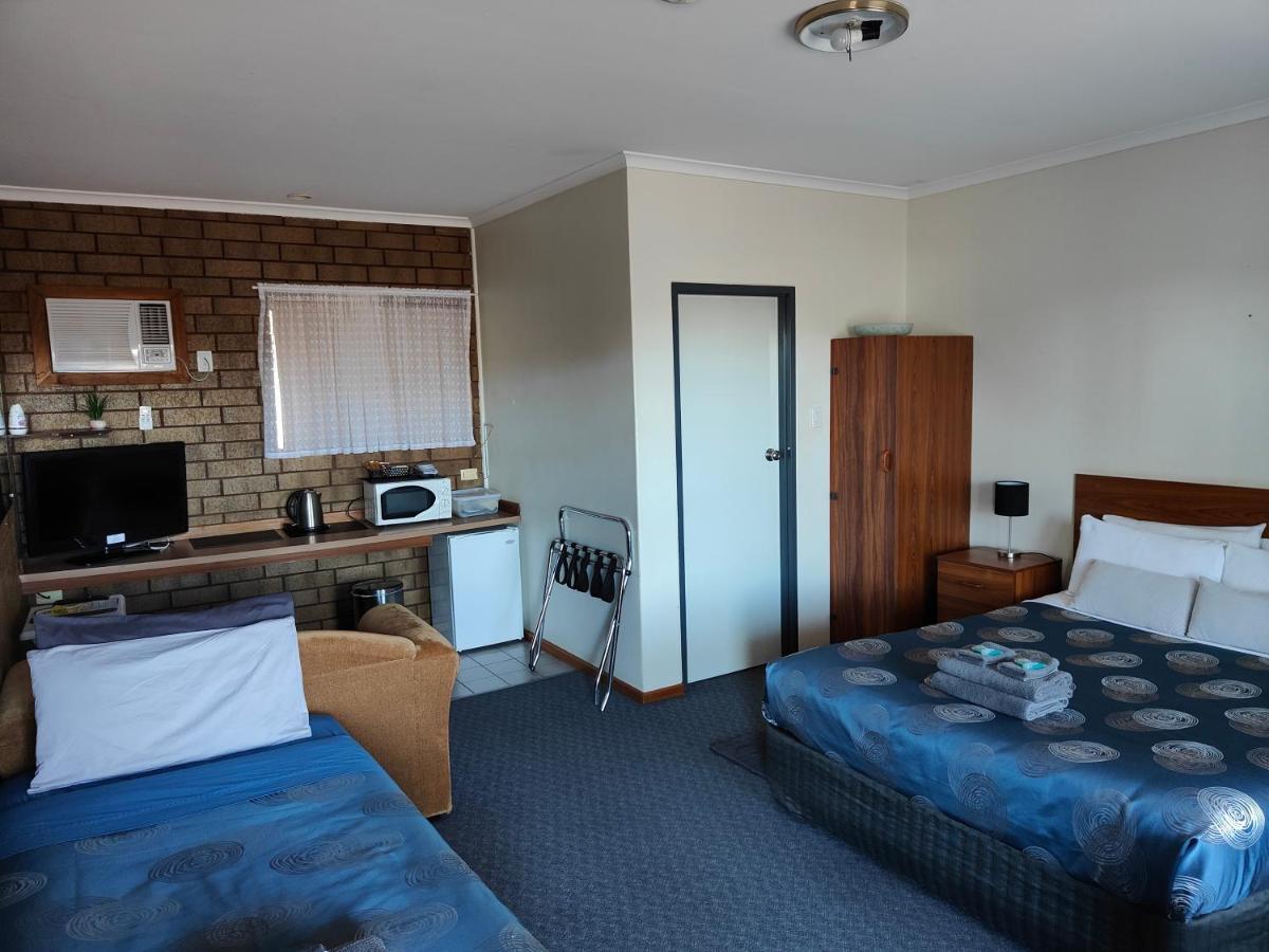 Airport Whyalla Motel Exterior photo